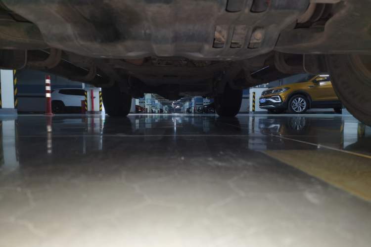 Used Mitsubishi Pajero Sport 2013 3.0L Automatic 4x4 Executive Edition Chassis Front