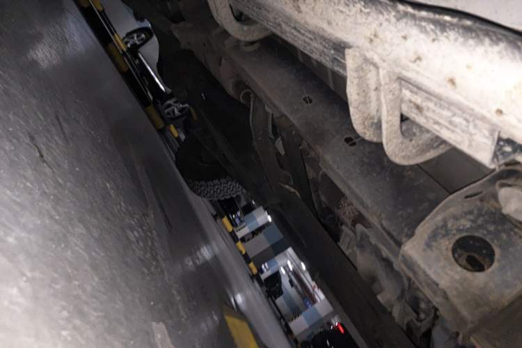 Used Mitsubishi Pajero Sport 2013 3.0L Automatic 4x4 Flagship Edition Chassis Front Right