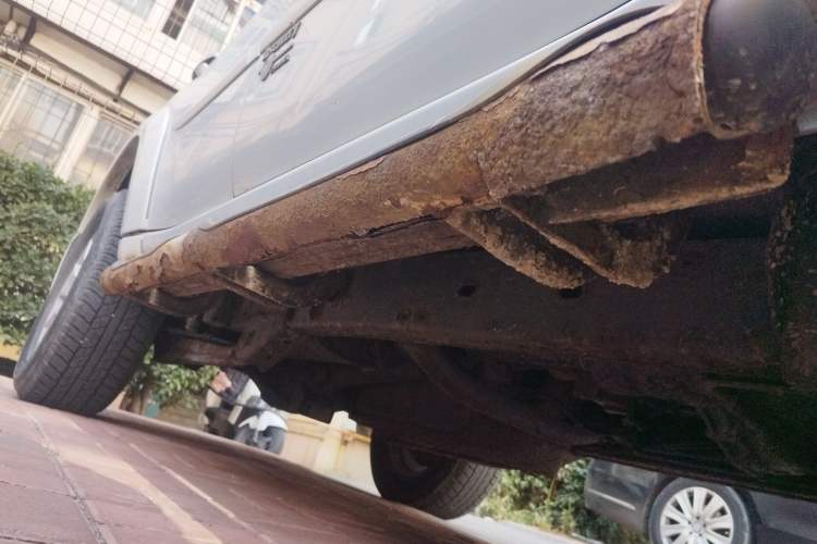 Used Mitsubishi Pajero Sport 2013 3.0L Automatic 4x4 Executive Edition Chassis Front Right