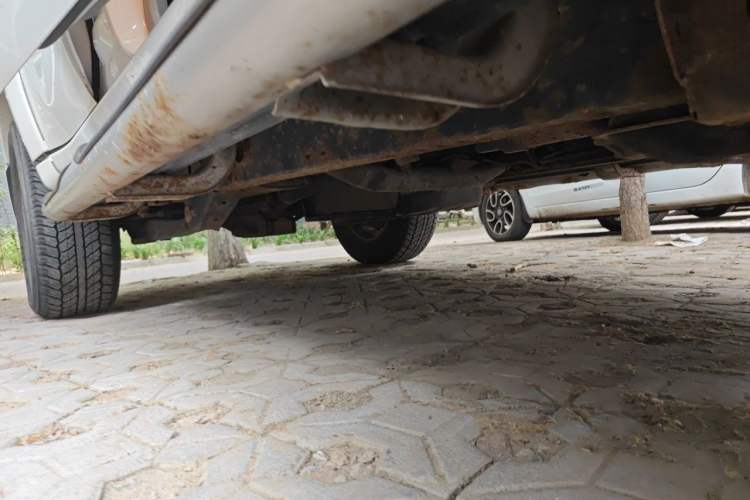 Used Mitsubishi Pajero Sport 2013 3.0L Automatic 4x4 Executive Edition Chassis Front Right