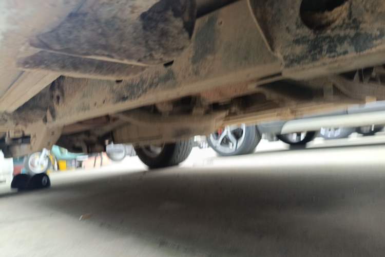 Used Mitsubishi Pajero Sport 2013 3.0L Automatic 4x4 Executive Edition Chassis Front Right