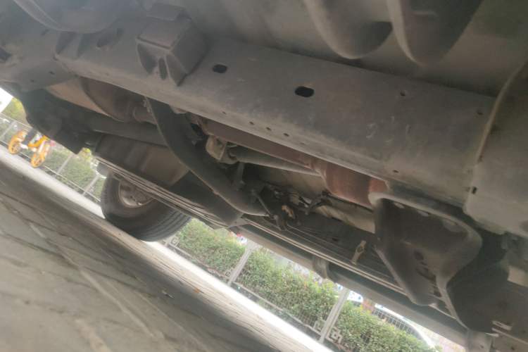 Used Mitsubishi Pajero Sport 2013 2.4L Manual Two-Wheel Drive Comfort Edition Chassis Front Right