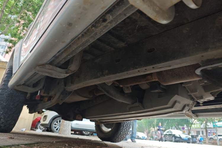 Used Mitsubishi Pajero Sport 2013 3.0L Automatic 4x4 Flagship Edition Chassis Front Right