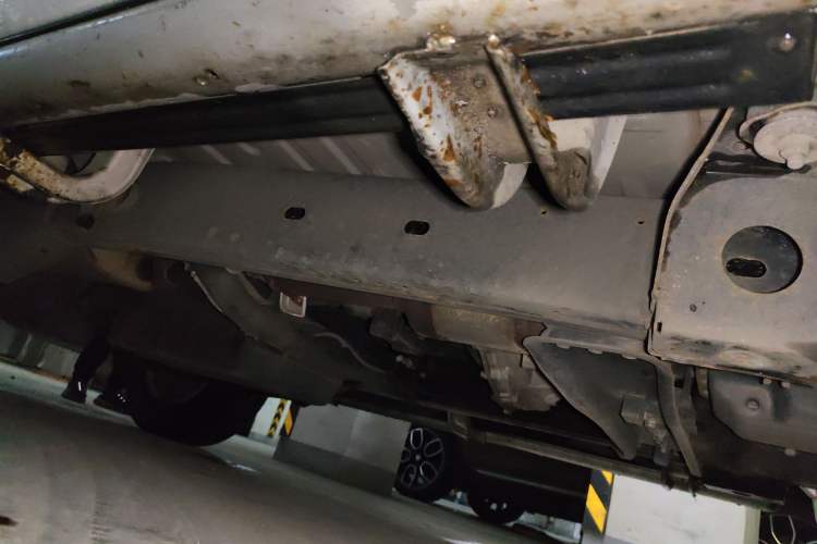 Used Mitsubishi Pajero Sport 2013 3.0L Automatic 4x4 Flagship Edition Chassis Front Right