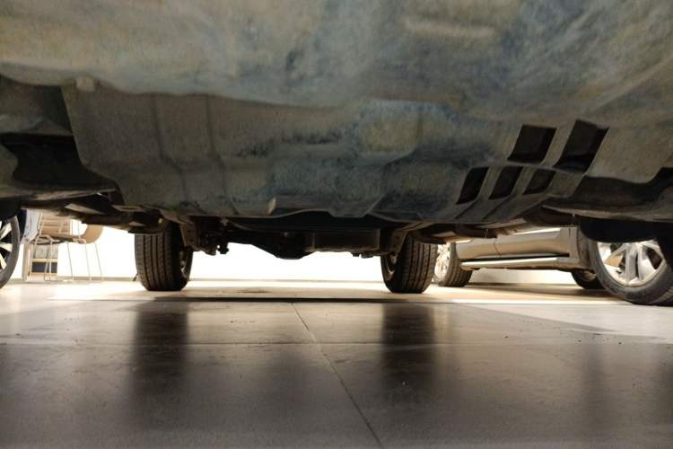 Used Mitsubishi Pajero Sport 2013 2.4L Manual Two-Wheel Drive Comfort Edition Chassis Front