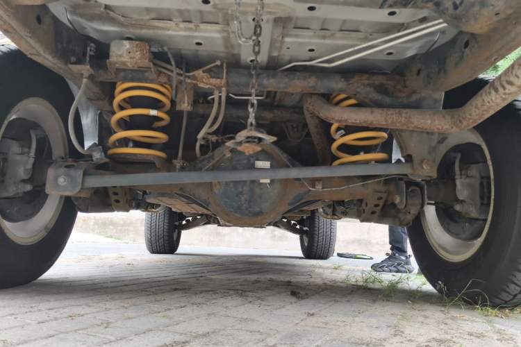Used Mitsubishi Pajero Sport 2013 3.0L Automatic 4x4 Executive Edition Chassis Rear