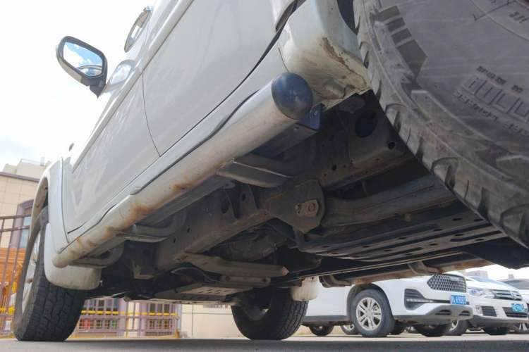 Used Mitsubishi Pajero Sport 2013 3.0L Automatic 4x4 Flagship Edition Chassis Rear Left