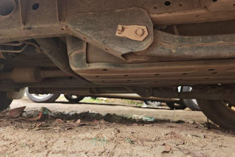 Used Mitsubishi Pajero Sport 2013 3.0L Automatic Two-Wheel Drive Luxury Edition Chassis Rear Left
