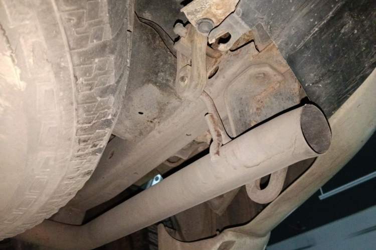 Used Mitsubishi Pajero Sport 2013 3.0L Automatic 4x4 Executive Edition Chassis Rear Left