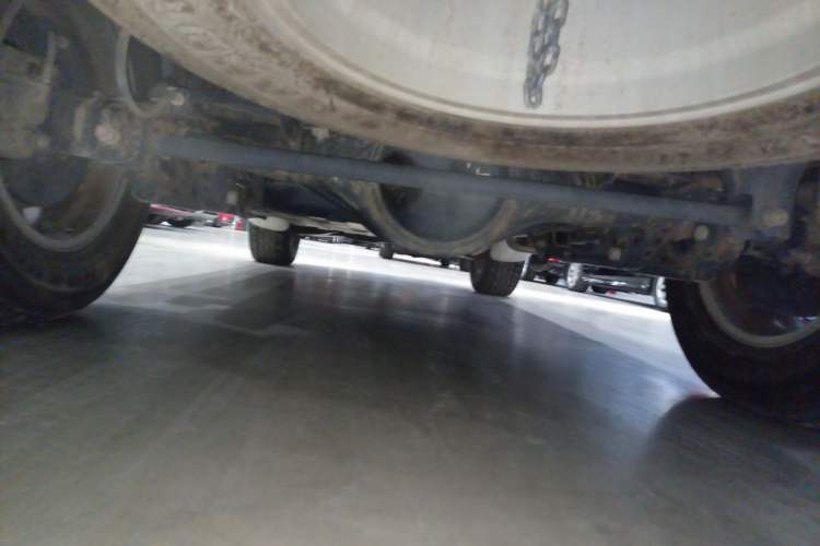 Used Mitsubishi Pajero Sport 2013 3.0L Automatic 4x4 Flagship Edition Chassis Rear