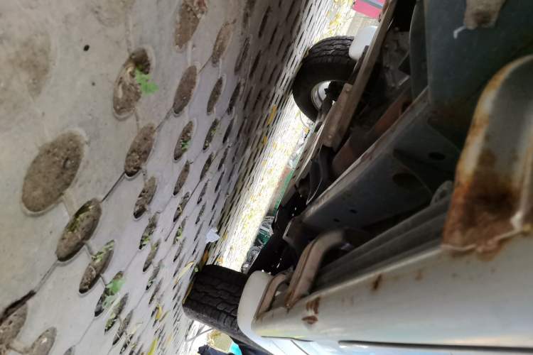 Used Mitsubishi Pajero Sport 2013 3.0L Automatic 4x4 Executive Edition Chassis Rear Right