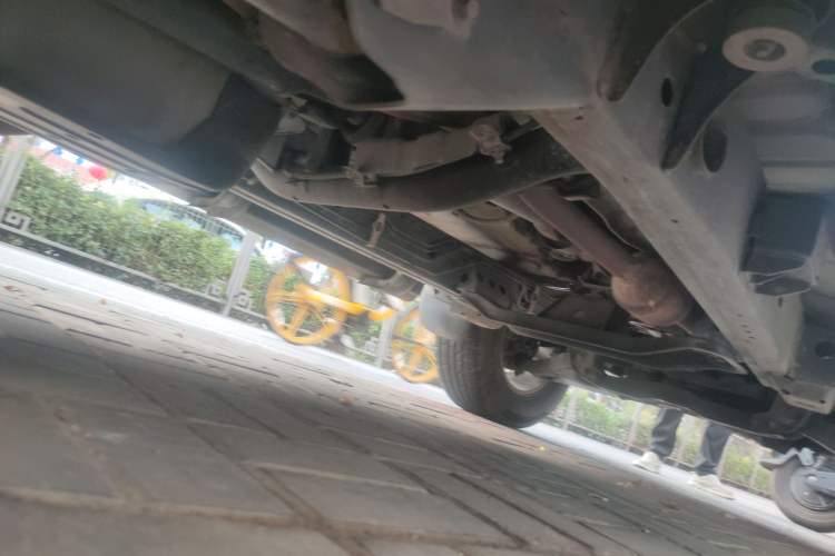 Used Mitsubishi Pajero Sport 2013 2.4L Manual Two-Wheel Drive Comfort Edition Chassis Rear Right