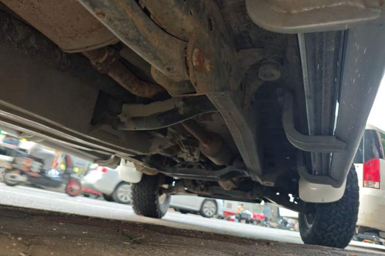 Used Mitsubishi Pajero Sport 2013 3.0L Automatic 4x4 Flagship Edition Chassis Rear Right