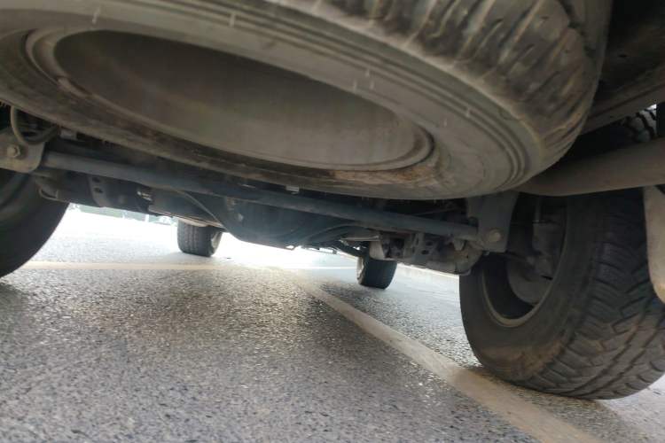 Used Mitsubishi Pajero Sport 2013 3.0L Automatic 4x4 Executive Edition Chassis Rear