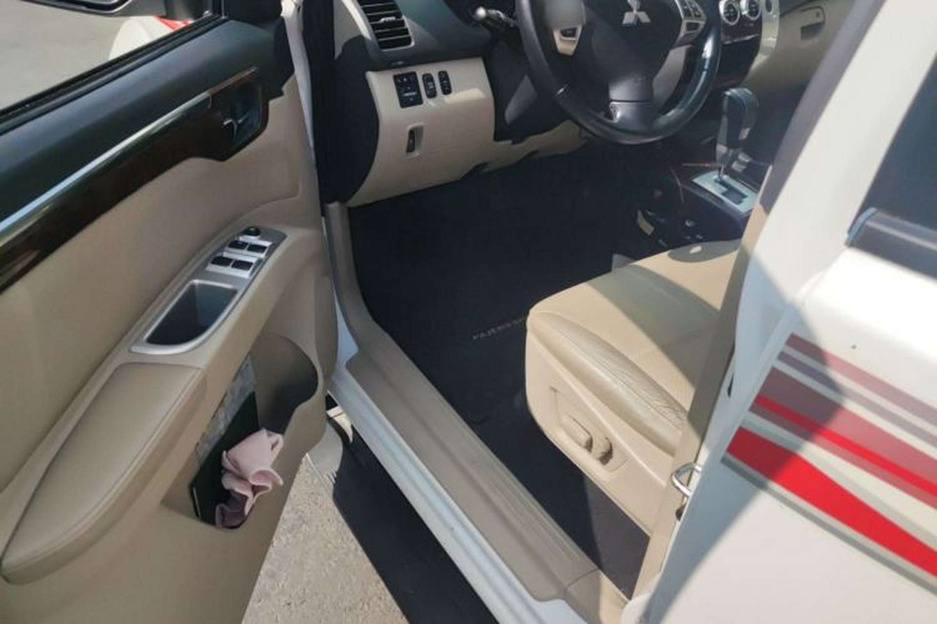 Used Mitsubishi Pajero Sport 2013 3.0L Automatic 4x4 Flagship Edition Driver Seat