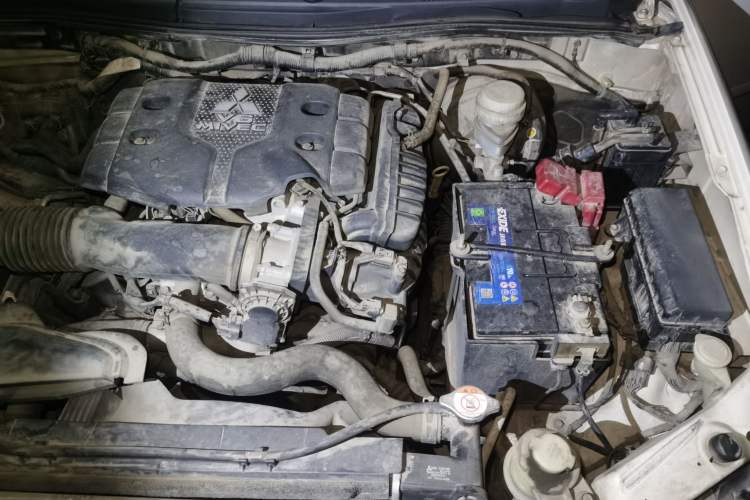 Used Mitsubishi Pajero Sport 2013 3.0L Automatic Two-Wheel Drive Luxury Edition Engine Bay Left