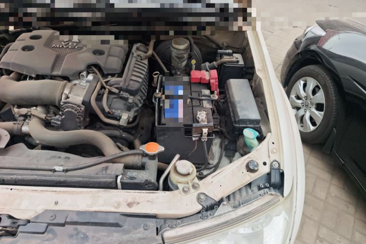 Used Mitsubishi Pajero Sport 2013 3.0L Automatic Two-Wheel Drive Luxury Edition Engine Bay Left