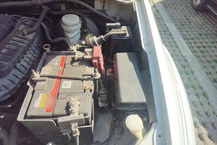 Used Mitsubishi Pajero Sport 2013 3.0L Automatic 4x4 Flagship Edition Engine Bay Left