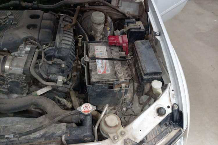 Used Mitsubishi Pajero Sport 2013 3.0L Automatic 4x4 Flagship Edition Engine Bay Left