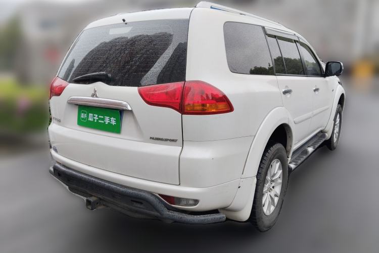 Used Mitsubishi Pajero Sport 2013 3.0L Automatic 4x4 Flagship Edition Exterior 5