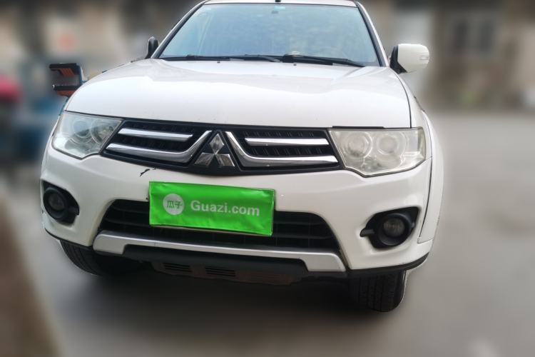 Used Mitsubishi Pajero Sport 2013 3.0L Automatic Two-Wheel Drive Luxury Edition Front