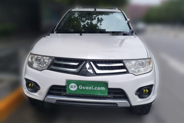 Used Mitsubishi Pajero Sport 2013 3.0L Automatic 4x4 Flagship Edition Front