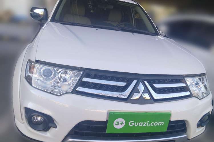 Used Mitsubishi Pajero Sport 2013 3.0L Automatic 4x4 Flagship Edition Front