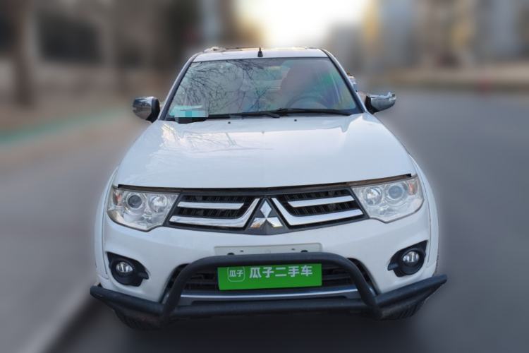 Used Mitsubishi Pajero Sport 2013 3.0L Automatic 4x4 Flagship Edition Front