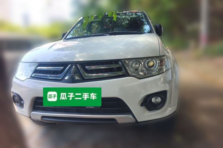 Used Mitsubishi Pajero Sport 2013 2.4L Manual Two-Wheel Drive Comfort Edition Front