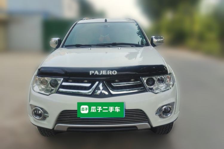 Used Mitsubishi Pajero Sport 2013 3.0L Automatic Two-Wheel Drive Luxury Edition Front