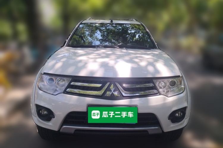 Used Mitsubishi Pajero Sport 2013 3.0L Automatic 4x4 Flagship Edition Front
