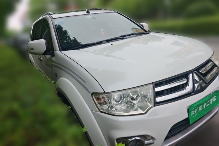 Used Mitsubishi Pajero Sport 2013 3.0L Automatic Two-Wheel Drive Luxury Edition Front Right 45 Deg