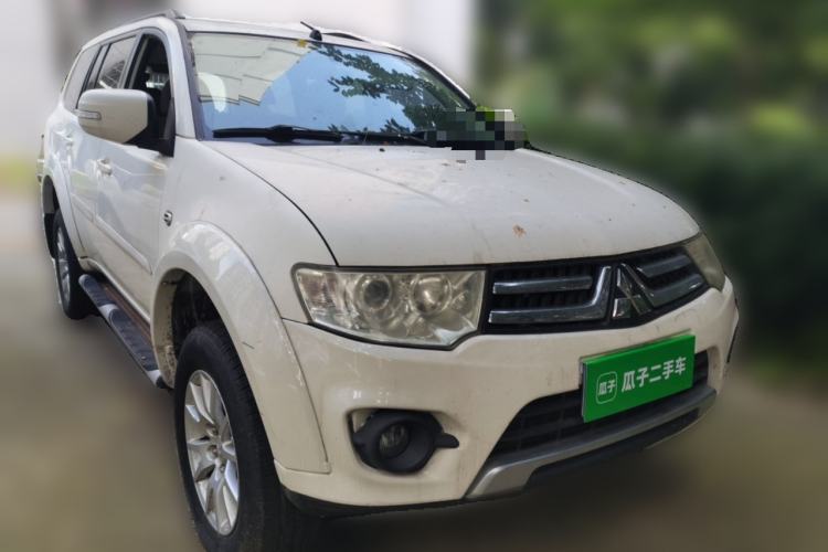 Used Mitsubishi Pajero Sport 2013 3.0L Automatic Two-Wheel Drive Luxury Edition Front Right 45 Deg