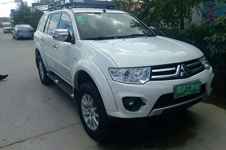 Used Mitsubishi Pajero Sport 2013 3.0L Automatic 4x4 Executive Edition Front Right 45 Deg
