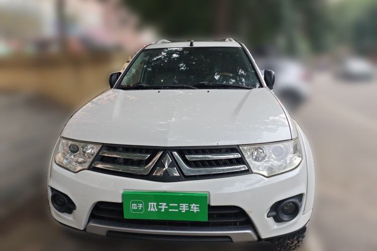 Used Mitsubishi Pajero Sport 2013 3.0L Automatic 4x4 Flagship Edition Front