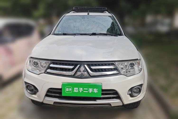 Used Mitsubishi Pajero Sport 2013 3.0L Automatic 4x4 Flagship Edition Front