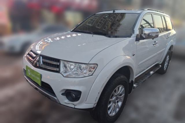 Used Mitsubishi Pajero Sport 2013 3.0L Automatic 4x4 Executive Edition