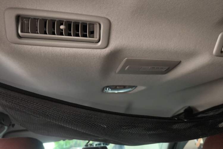 Used Mitsubishi Pajero Sport 2013 3.0L Automatic 4x4 Executive Edition Headliner