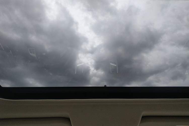 Used Mitsubishi Pajero Sport 2013 3.0L Automatic Two-Wheel Drive Luxury Edition Headliner