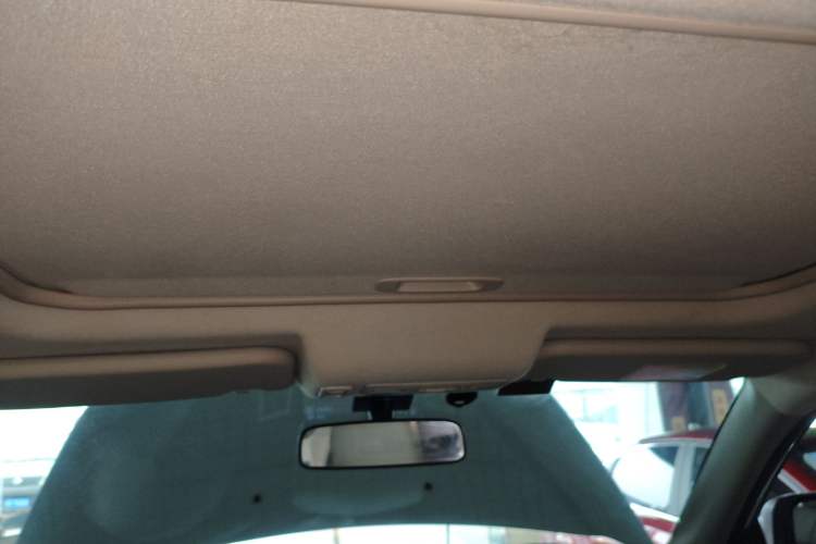 Used Mitsubishi Pajero Sport 2013 3.0L Automatic Two-Wheel Drive Luxury Edition Headliner