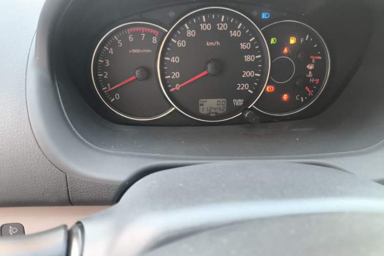 Used Mitsubishi Pajero Sport 2013 2.4L Manual Two-Wheel Drive Comfort Edition Instrument Cluster