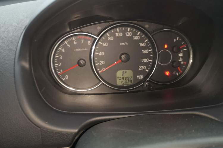 Used Mitsubishi Pajero Sport 2013 3.0L Automatic Two-Wheel Drive Luxury Edition Instrument Cluster