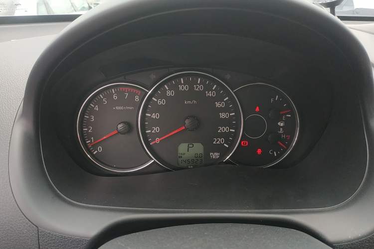 Used Mitsubishi Pajero Sport 2013 3.0L Automatic Two-Wheel Drive Luxury Edition Instrument Cluster