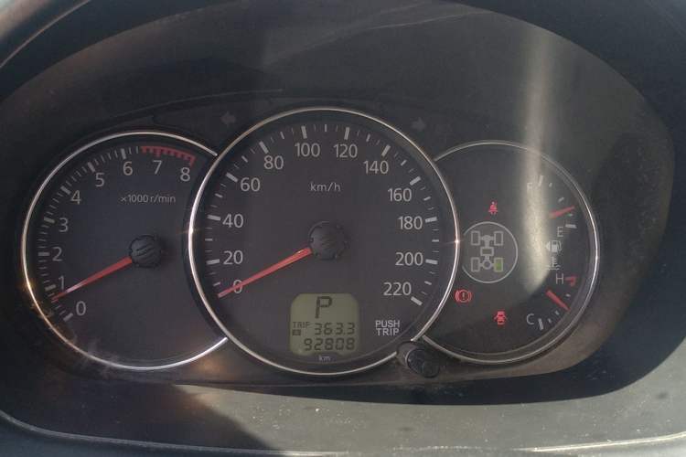 Used Mitsubishi Pajero Sport 2013 3.0L Automatic 4x4 Executive Edition Instrument Cluster