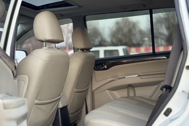 Used Mitsubishi Pajero Sport 2013 3.0L Automatic 4x4 Flagship Edition Interior 1