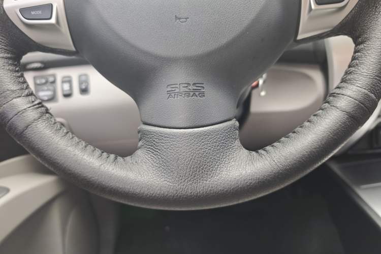 Used Mitsubishi Pajero Sport 2013 3.0L Automatic 4x4 Executive Edition Interior 4