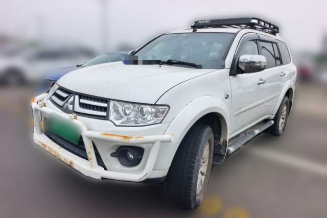 Mitsubishi Pajero Sport 2013 3.0L Automatic 4x4 Executive Edition с пробегом
