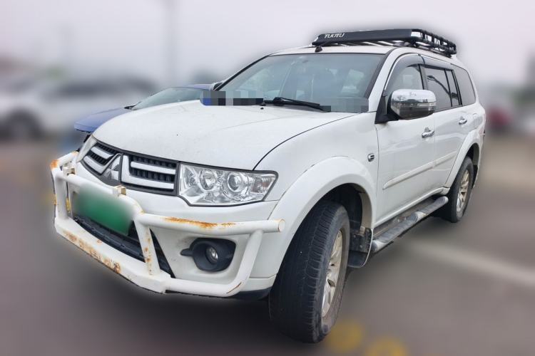 Used Mitsubishi Pajero Sport 2013 3.0L Automatic 4x4 Executive Edition Guazi used car, China used car export, Used car for sale, Used cars, Cheapest cars for sale