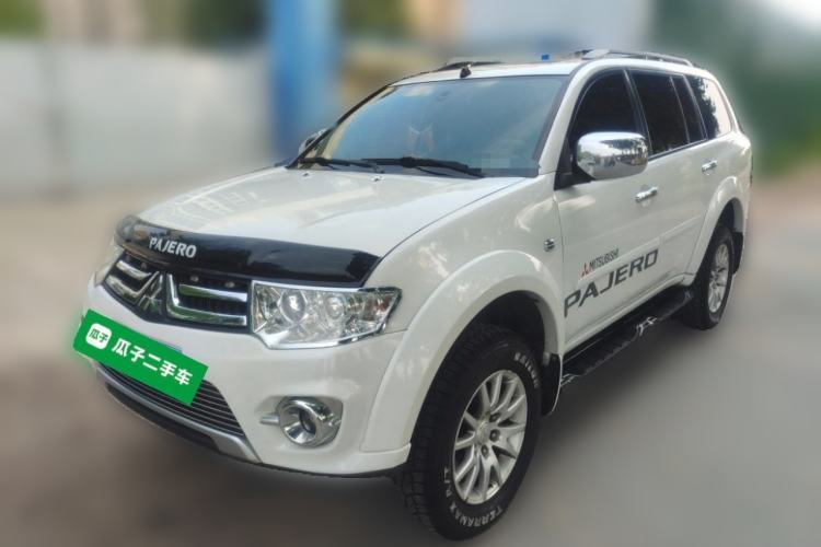 Used Mitsubishi Pajero Sport 2013 3.0L Automatic Two-Wheel Drive Luxury Edition Guazi used car, China used car export, Used car for sale, Used  cars, Cheapest cars for sale