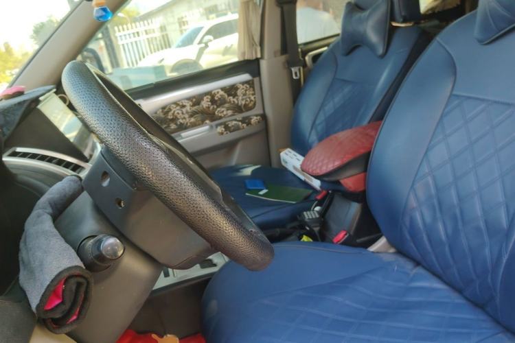 Used Mitsubishi Pajero Sport 2013 3.0L Automatic 4x4 Executive Edition Left Front Seat